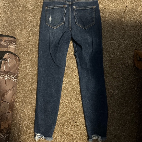 Women’s KanCan Jeans, size 5 or 26 - Picture 4 of 6
